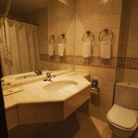 Hotel Bellevue And 3*