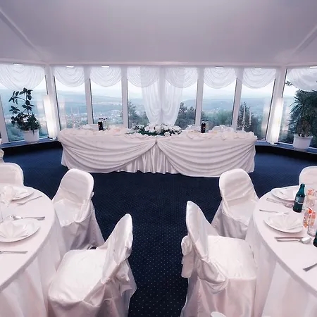 Hotel Bellevue And